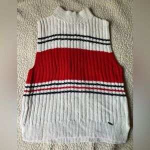 Abercrombie & Fitch Cropped Sweater Vest. Size Small.